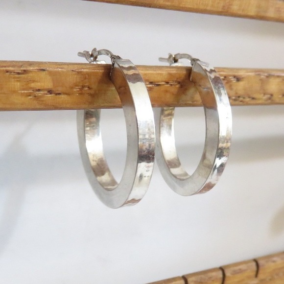 Sterling Silver Hoop Earrings Italian Made Oval 7.05 gm - Picture 6 of 8